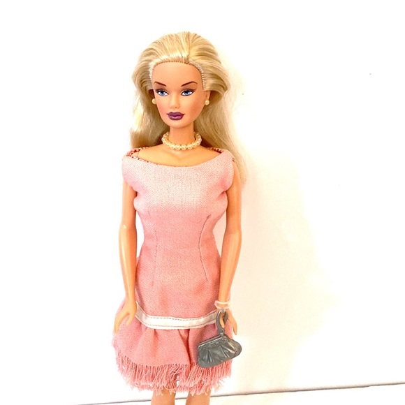 Integrity Toys Jason Wu Doll - Picture 4 of 5